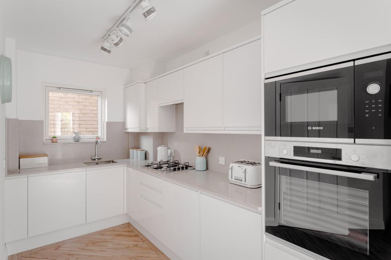 2 Bedroom City Centre Townhouse - With Parking Кембридж Екстер'єр фото