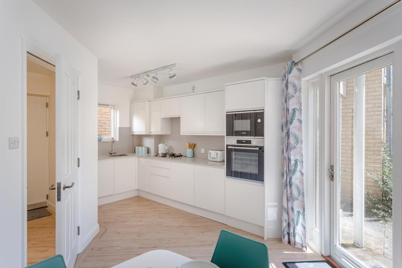 2 Bedroom City Centre Townhouse - With Parking Кембридж Екстер'єр фото